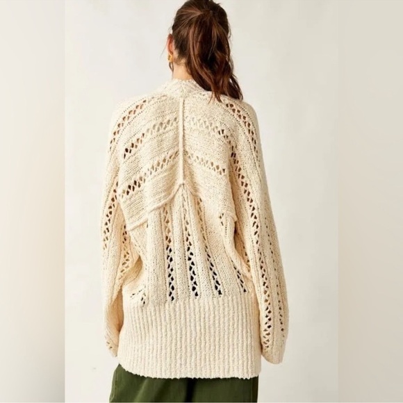 NWOT Free People - Cable Stitch Cardigan Button Front Cream Pockets  Size Small - Picture 2 of 13